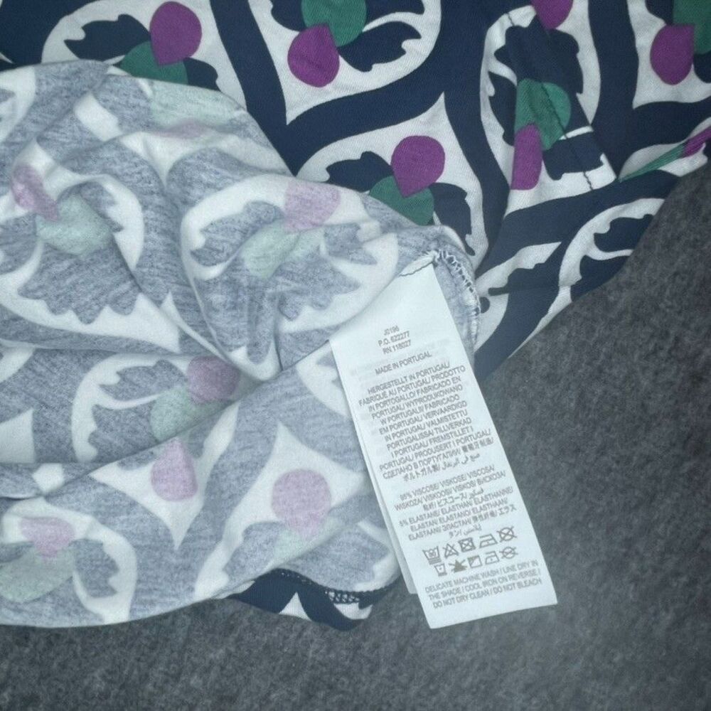 Boden ruched top womens sz 16/18 -navy geometric print stretchy for summer - Picture 11 of 12